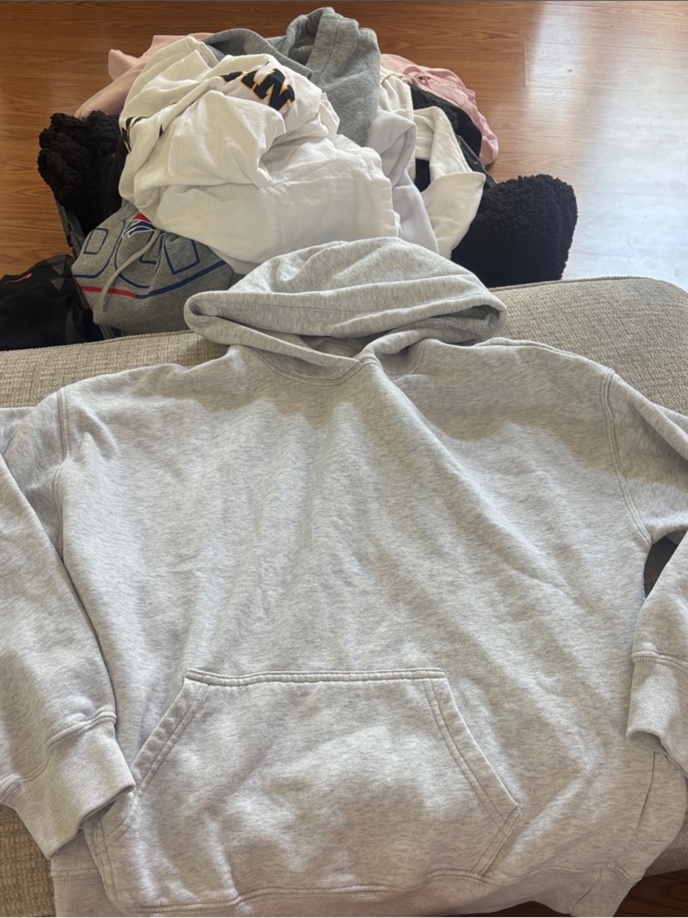 Hollister Light Gray Women's Pullover Hoodie